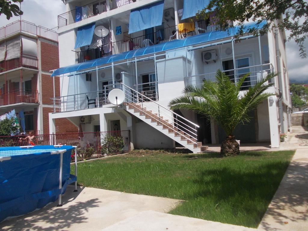 באר Apartments Idolga מראה חיצוני תמונה